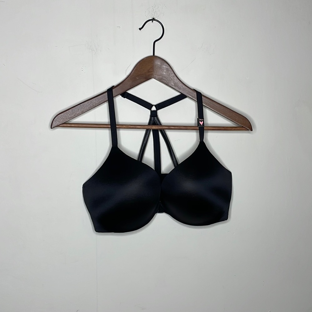 NWT Victoria Secrets Push-Up Bra 34DD